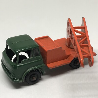 A Budgie Model No. 22 Crane Green/Orange - Made In United Kingdom