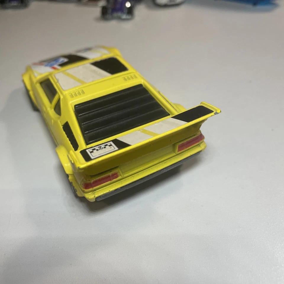 Vintage CORGI Diecast Yellow #25 RACE CAR 1/35 Goodyear BMW M1 Great Britain 308 - Image 3 of 4