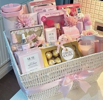 Custom Handmade Gift Basket For ALL events Holidays Women, Teens, Kids, Men