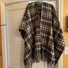 Serra Poncho Womens One Size Plaid Open Front Cape Wrap Layer Shawl