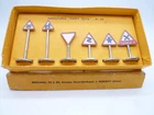 VINTAGE FRENCH DINKY TOYS 40 TOWN ROAD SIGN SET IN ORIGINAL BOX 1953-59