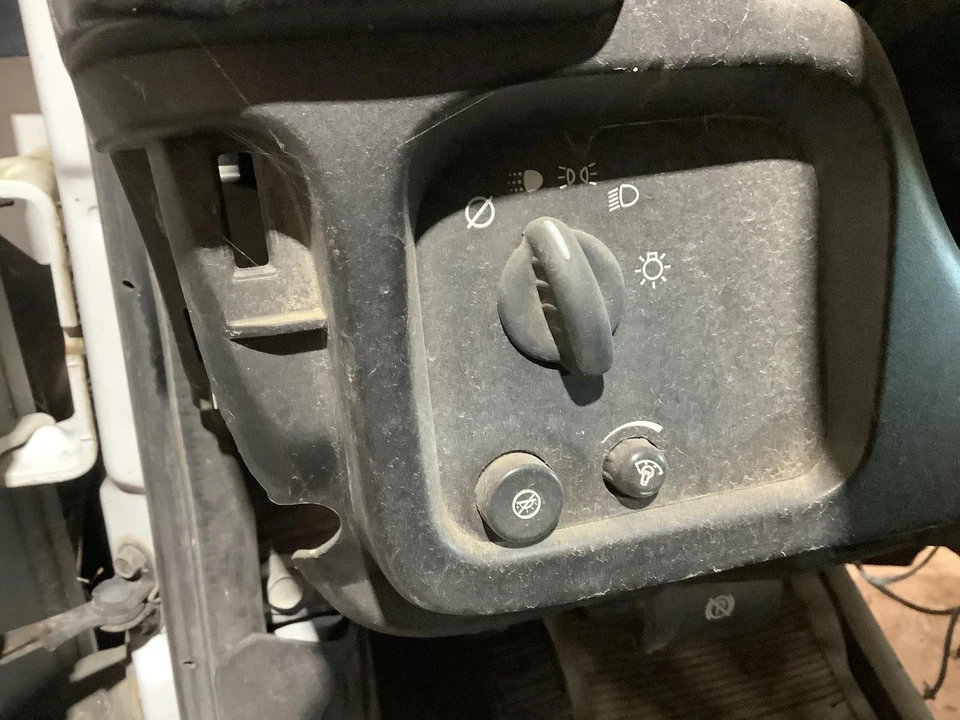 Used Power Steering Pump fits: 2006 Chevrolet Express 3500 van 6.0 Grade A Foto 4 de 4