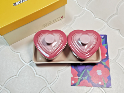 Le Creuset Heart Cocotte Putite Ramekin D'Amour Tray Set Rose Quartz New w/Box