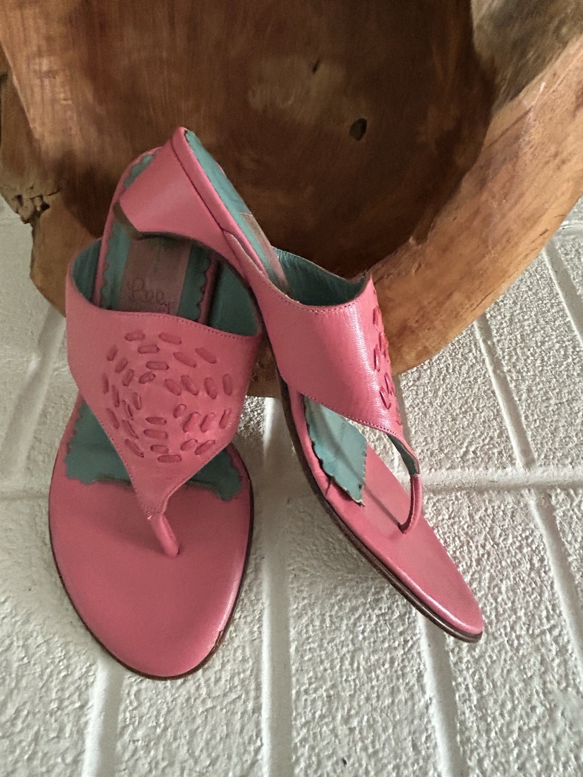Lilly Pulitzer-Italy-Pink Leather-Kitten Block Heels-Thong Sandals-Sz.7.5
