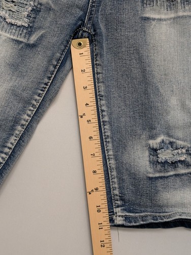 Vintage Akademiks Jean Shorts Boys 18 Blue Denim Distressed Skater Hiphop Y2K - Picture 9 of 9