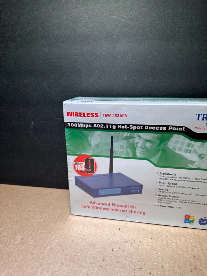 TRENDnet TEW-453APB Blue 108Mbps 802.11g Hot-Spot Ethernet & HDMI Access Point - Image 2 of 4