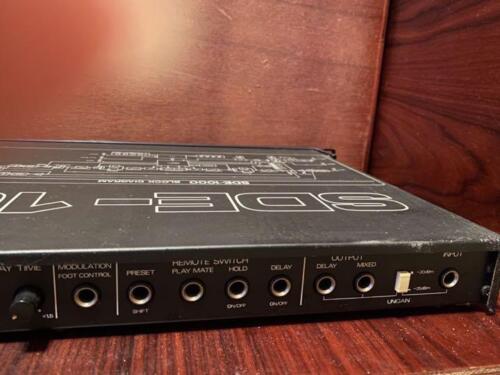 Roland sde-1000 Rack Effects Digital Delay Used from japan electric guitar music - Picture 3 of 5