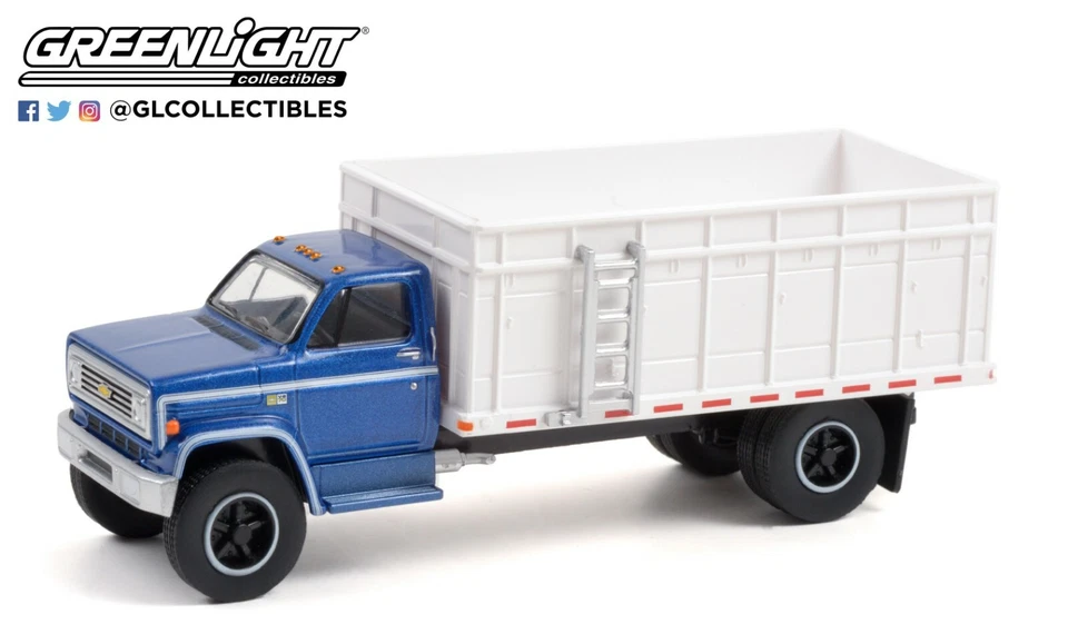 1:64 GreenLight *SD TRUCKS 13* BLUE & WHITE 1980 Chevrolet C70 Grain Truck *NIP* - Image 2 of 2