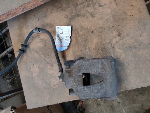 Bremssattel Vorne Links VW Polo 9N BJ.02 1,2l