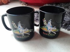 LOT DE 2 MUGS EURODISNEY MAC DONALD'S
