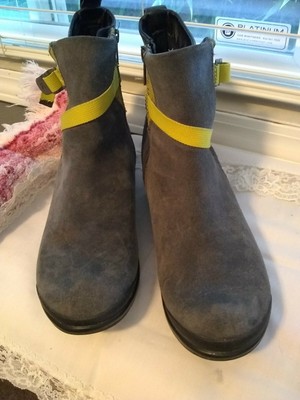 keen women's morrison mid boot