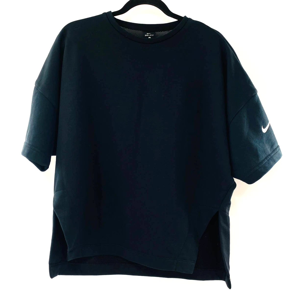 Nike versa best sale training top