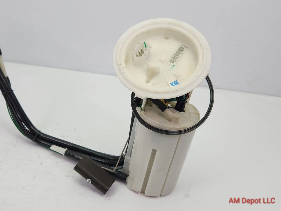 Conjunto de bomba de combustível 2008 BMW 535xi 535i N54 Twin Turbo E60 E61 16117373521 - Imagem 2 de 4