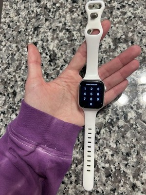 Apple Watch SE, 40mm, Aluminum case with Ion-X glass, GPS + Cellular (LTE) 