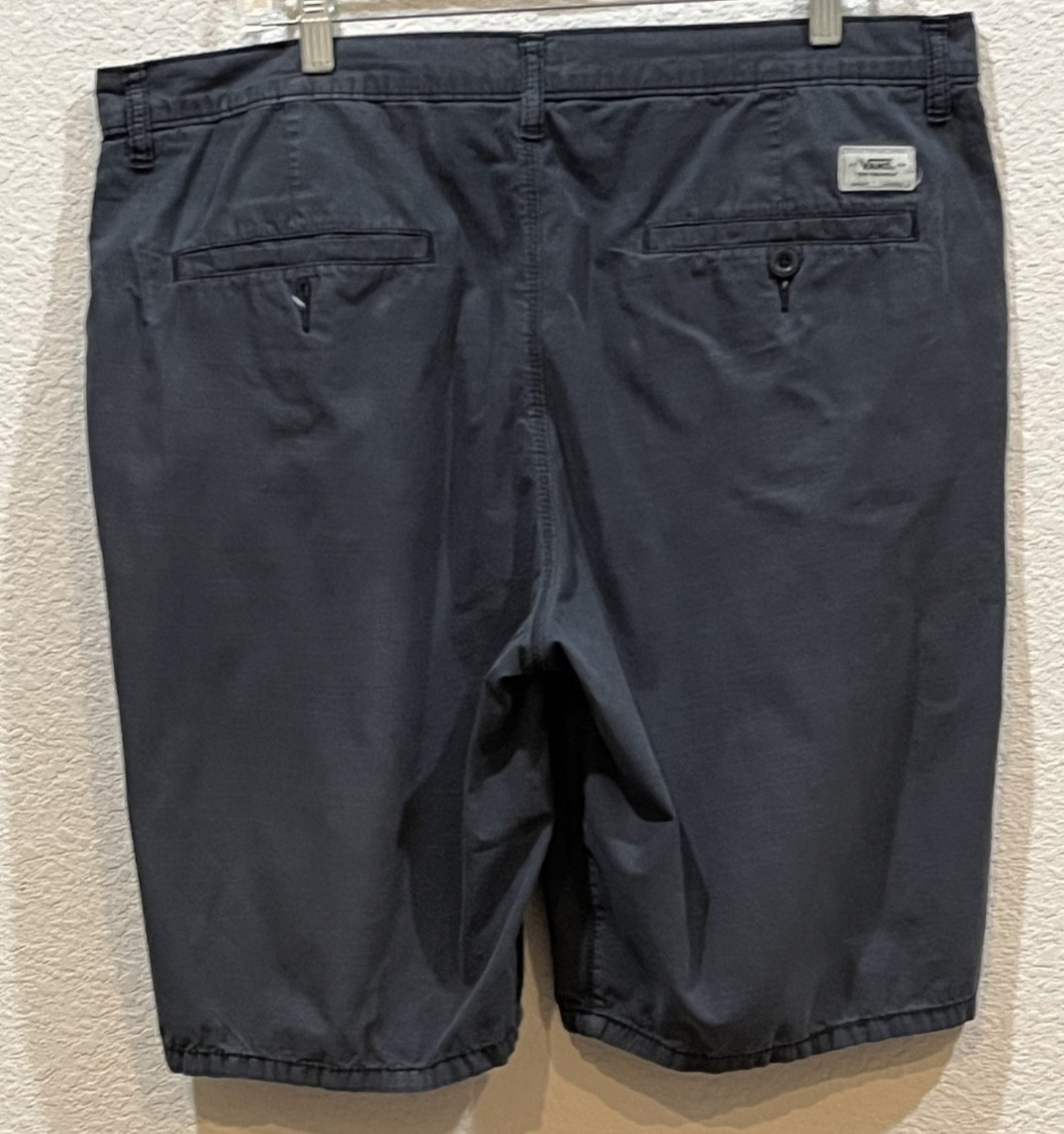 Vans Off The Wall Mens Chino Shorts Gray Size 36  Inseam Skate thumbnail 9