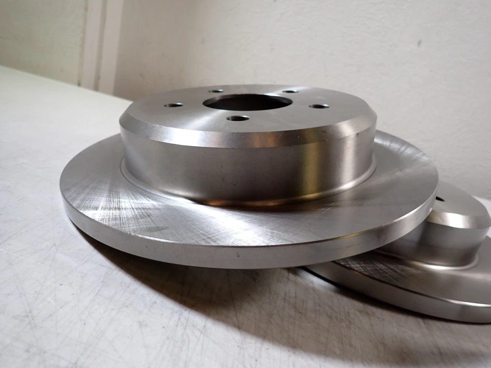 PowerStop KOE2984 Disc Brake Kit Rear w Pads Fits Ford Crown Victoria 1996-2002 Foto 3 de 4