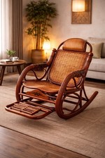 Asiatischer Wackelstuhl Holz Rattan mit Fußmassage - Relax Sessel Unikat Vintage