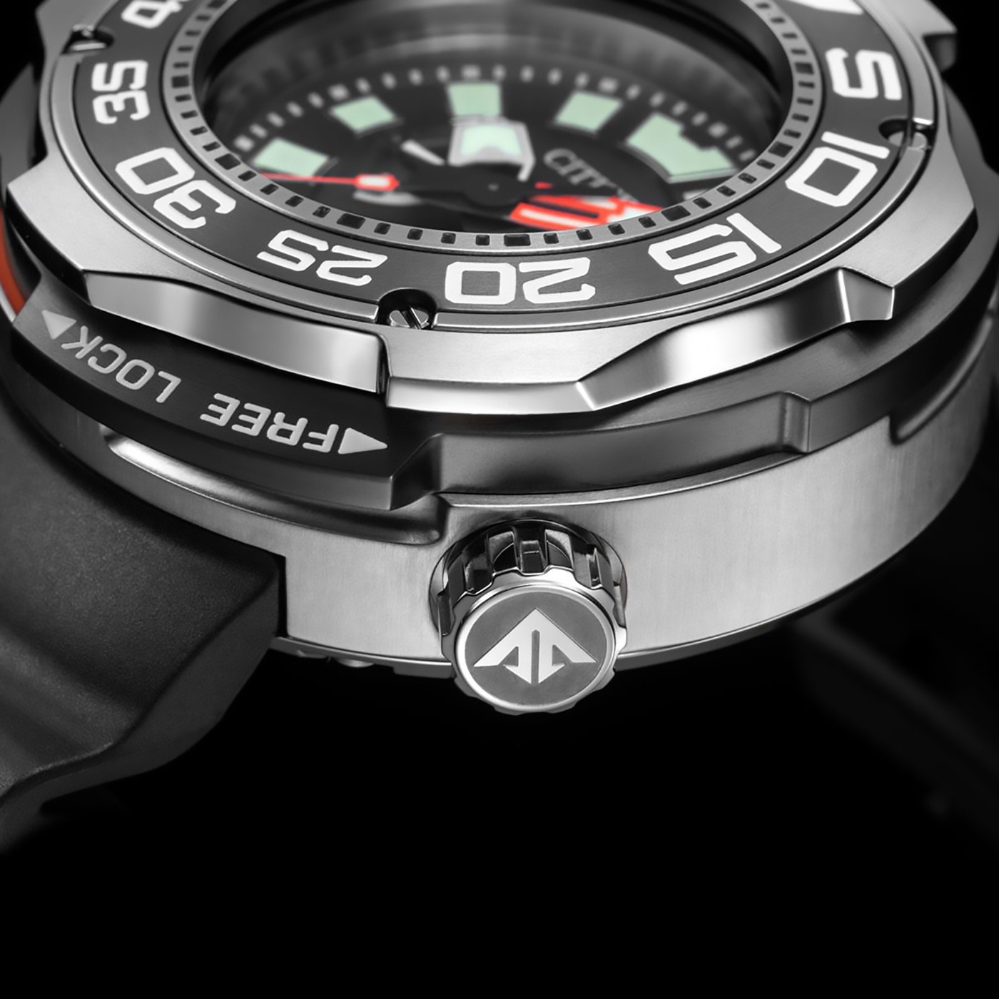 Citizen Promaster Eco Drive Super Titanium Professional 1000m Dive Watch image 2