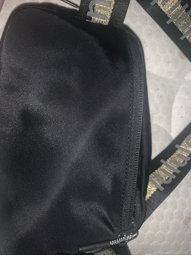 Lululemon Black Belt Bag Preowned