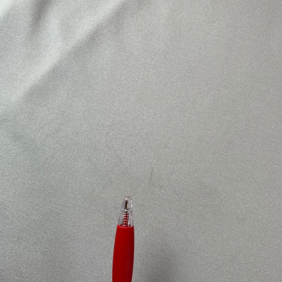 Camisa polo de golf Nike Dri-Fit para hombre talla grande plateada con detalles azules elástica Foto 2 de 4