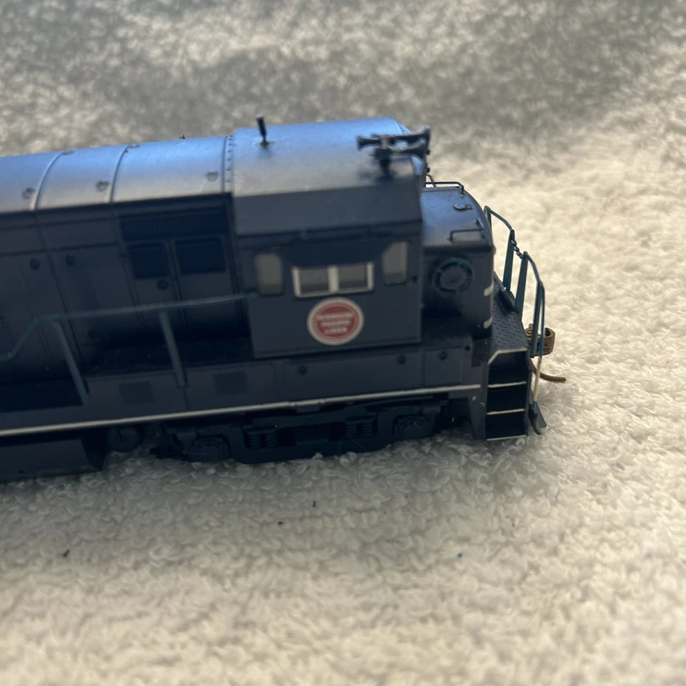 Locomotora diésel Atlas GE U23B Missouri Pacific escala HO Mo-Pac #2254 Foto 2 de 4