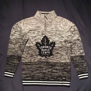 maple leafs sweater