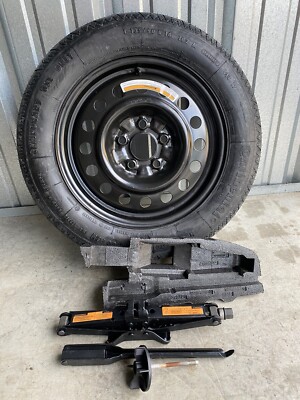 2002 - 2009 Nissan Altima Spare Tire Jack / Tools Continental T135/90R16 102M