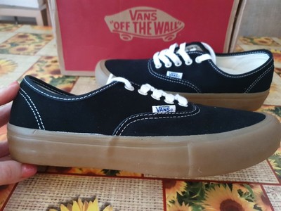 vans authentic og black
