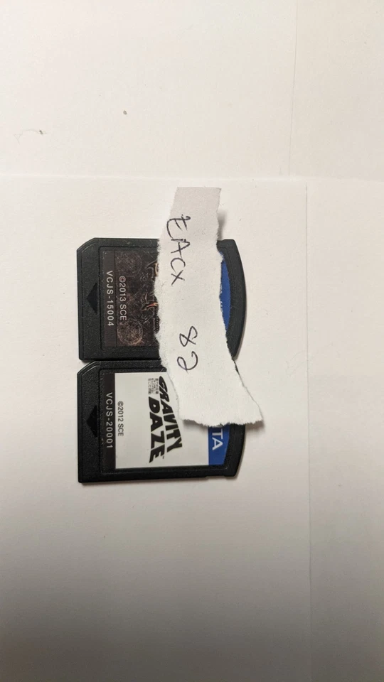 Lote de 2 japoneses PS Vita - Soul Sacrifice & Gravity Daze - EAcx82 Foto 2 de 3