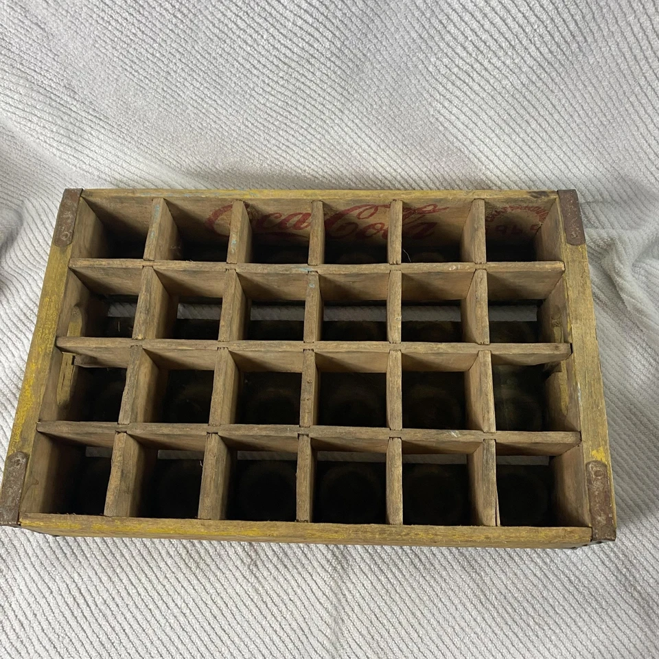 Caja de madera Coca-Cola 1969 vintage amarilla 24 botellas bebida dividida Coca-Cola Foto 4 de 4