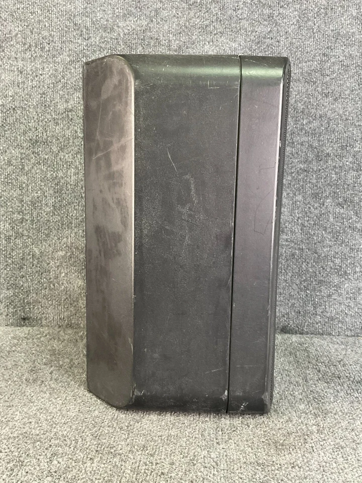 RCF Monitor 8 Passive Studio Speaker 8 Ω – Compact Pro Monitoring 300W Black - Image 3 of 4