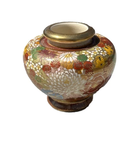 Japanese Satsuma Millefleur Hand Painted Miniature Porcelain Vase Meiji/Taisho 