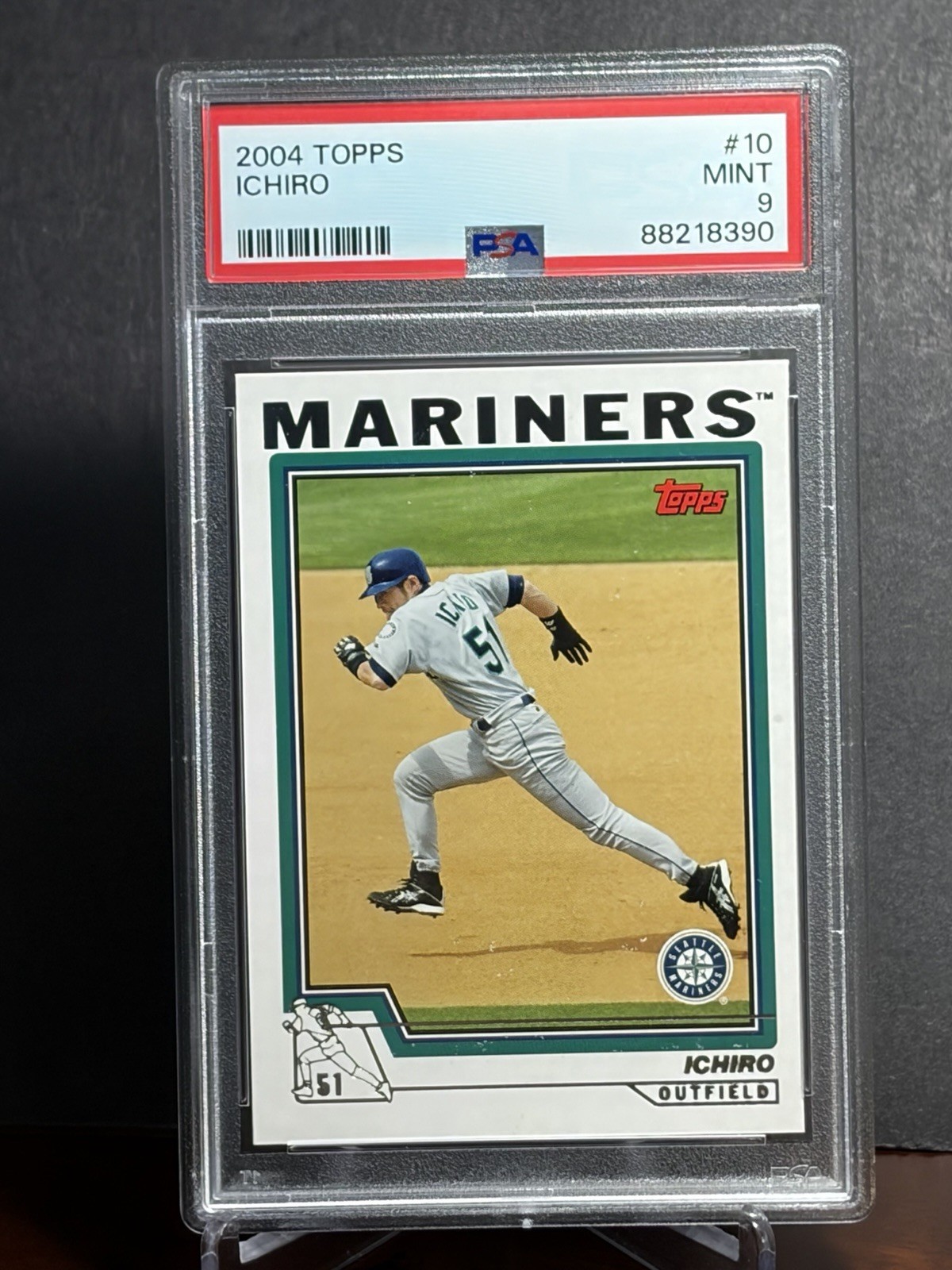 2004 Topps #10 Ichiro Suzuki Seattle Mariners Legend HOF PSA 9 MINT