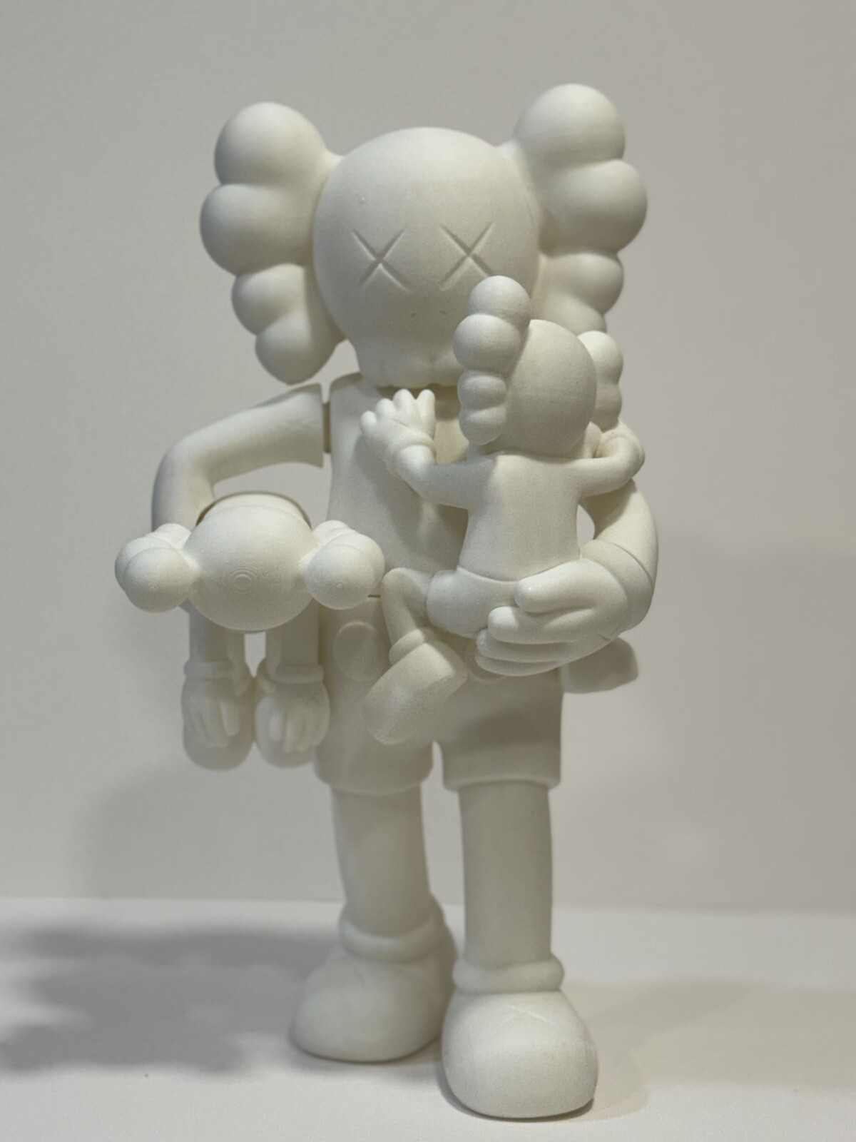 kaws - 