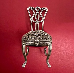 Sterling silver marcasite & pearl chair trinket box