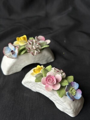 Sehr seltenes 2er Set Royal Doulton Flower Posy Muschelschalen Bone China
