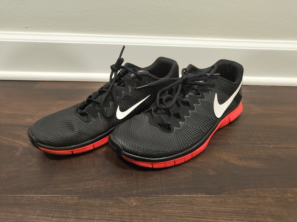 Nike Free 3.0 Black & Red Size 10 Running Shoes in Good Condition