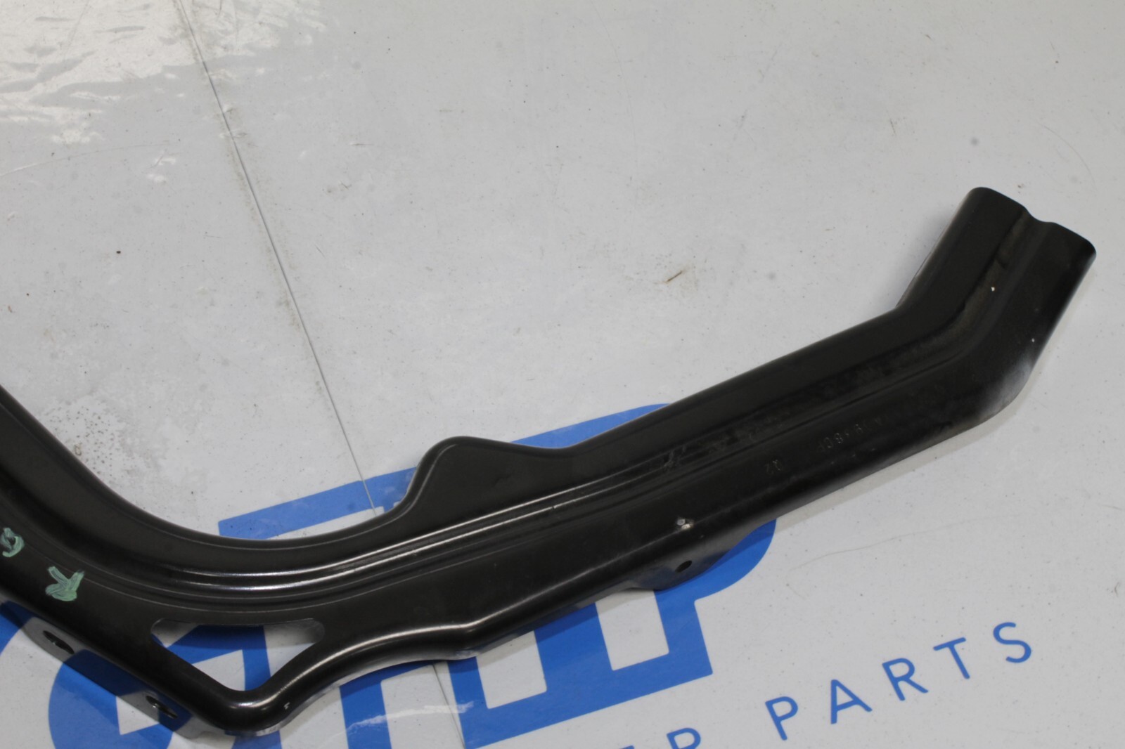 12-14 MCLAREN MP4-12C MP4 12C 570 650 OEM RIGHT QUARTER PANEL BRACKET 11A0938CP
