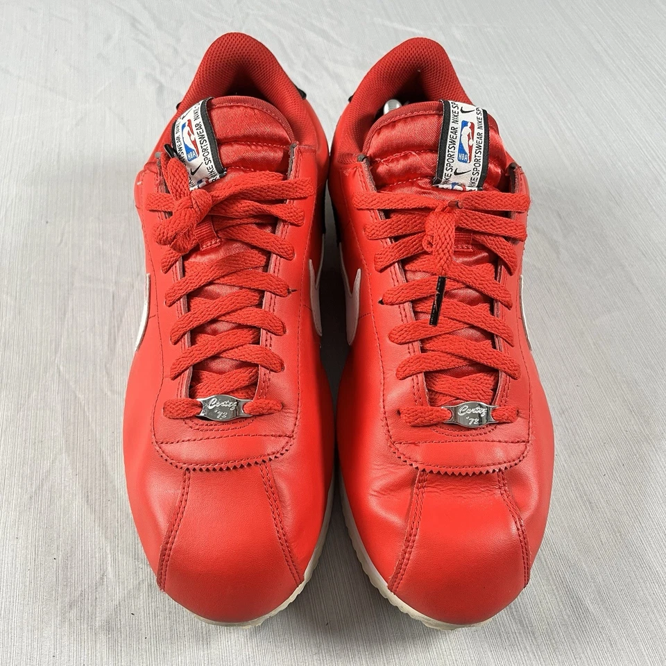 Nike Cortez SE NBA Men's Size 13 Red Casual Sneakers Running Shoes CI1047-600 - Image 3 of 4