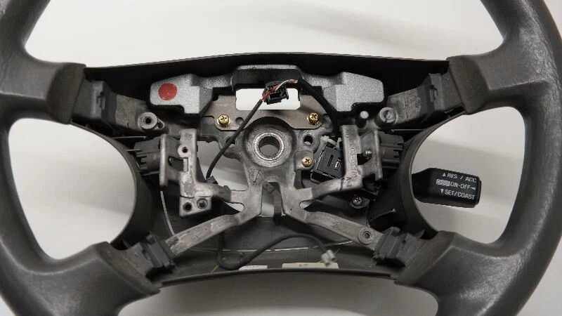 Volante gris Toyota Camry 2002-2006 Foto 3 de 4