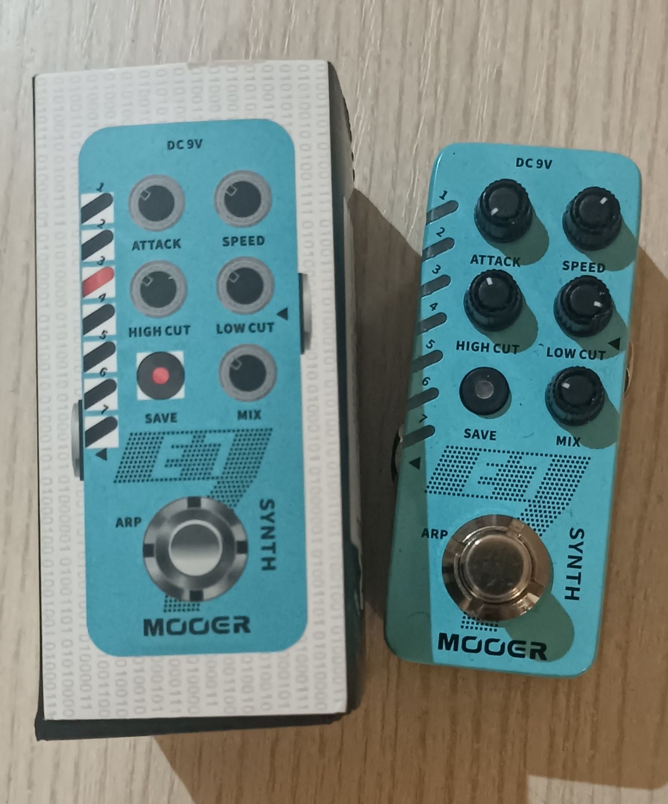 Pedale effetto per chitarra Mooer E7 Polyphonic Guitar Synth - usato