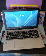 Asus R556L 15.6" I3-1.7Ghz 8gb 128gb nvme win11