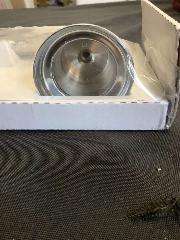 Держатель для туалетной бумаги Pfister полированный хром. BPH-C0CC. $59 - Изображение 4 из 4