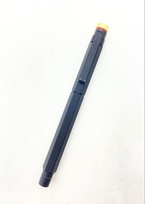 rOtring fountain pen Newton (nib: 18k gold)  ︎Discontinued product