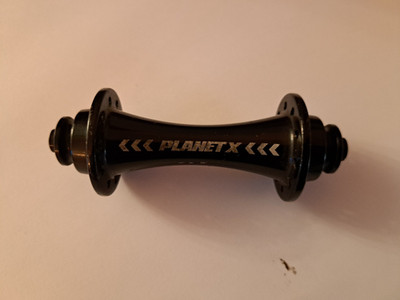 PLANET X 20 LOCH ABGEDICHTETE SCHNELLSPANNER VORDERRADNABE SCHWARZ