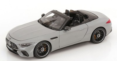 1:18 iScale Mercedes SL63 AMG 4Matic+ with removable Softtop 2021