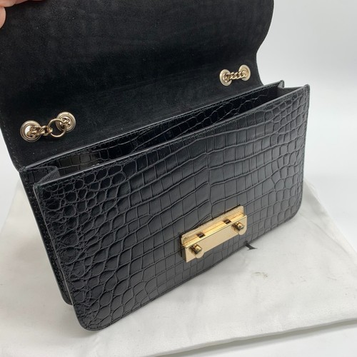 Bolso de hombro FURLA de cuero negro en relieve en muy buena condición cadena cruzada estampado animal - Imagen 10 de 14