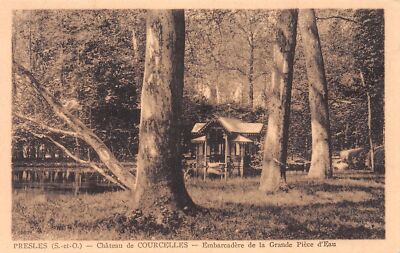 SEPIA 95590 PRESLES Château Courcelles embarcadère grande pièce eau Edt FREMONT