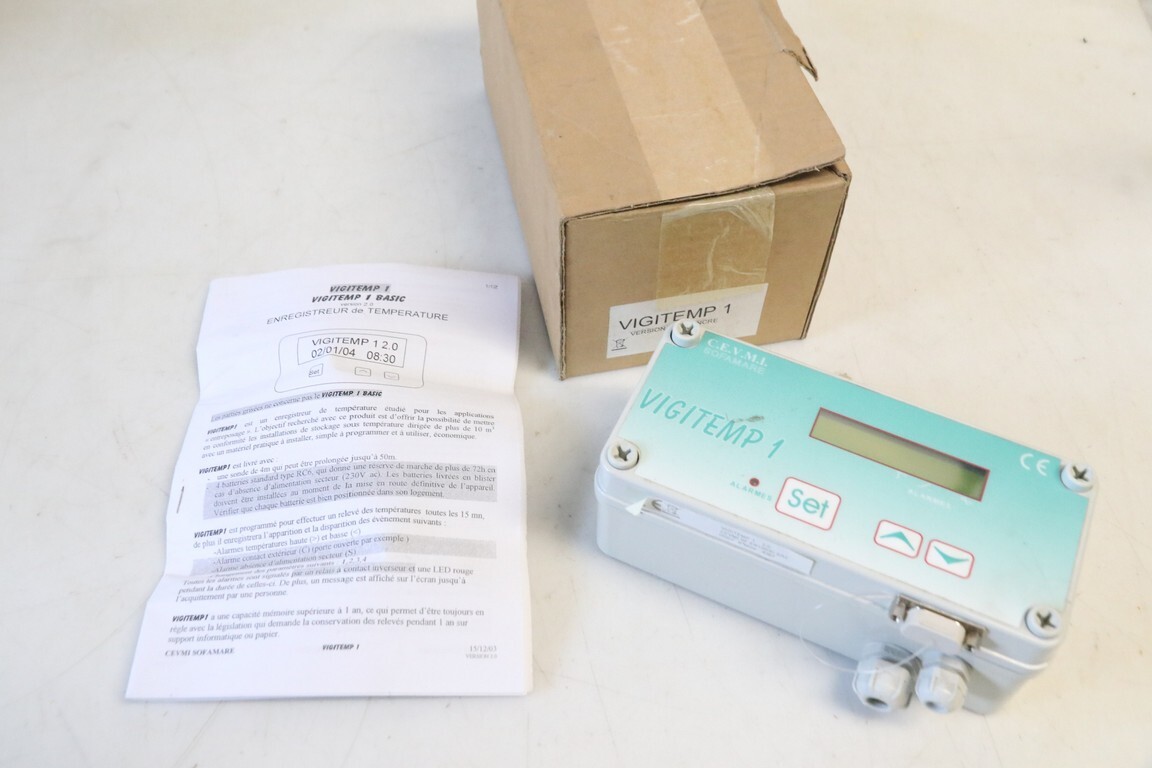Enregistreur de temperature VIGITEMP 1 BASIC pour la surveillance des frigos de pharmacie