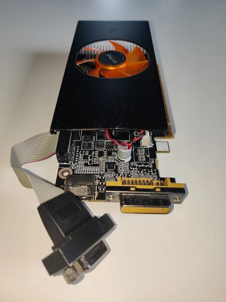 ZOTAC GeForce GT 430 (Fermi) 1GB DDR3 PCI Express 2.0 x16 Low Profile GPU - Image 3 of 3